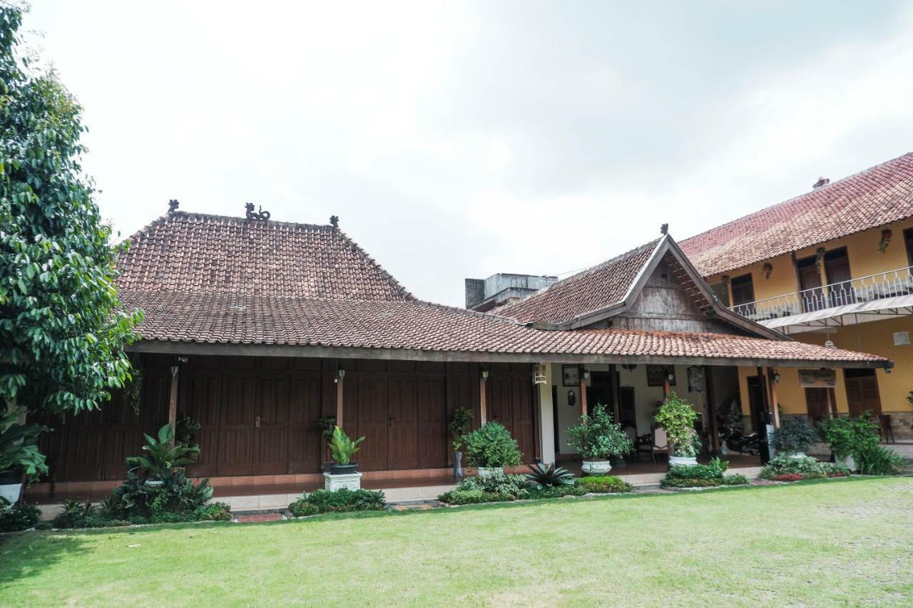 Oyo 405 Wisma Yosoputro Tanjungtirto Luaran gambar