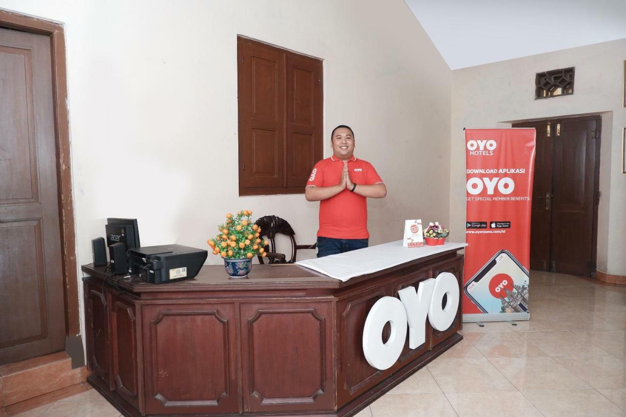 Oyo 405 Wisma Yosoputro Tanjungtirto Luaran gambar
