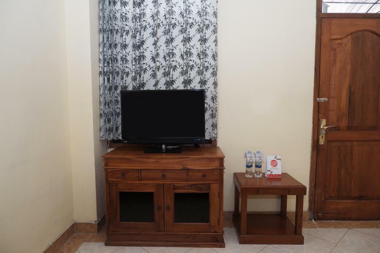 Oyo 405 Wisma Yosoputro Tanjungtirto Luaran gambar