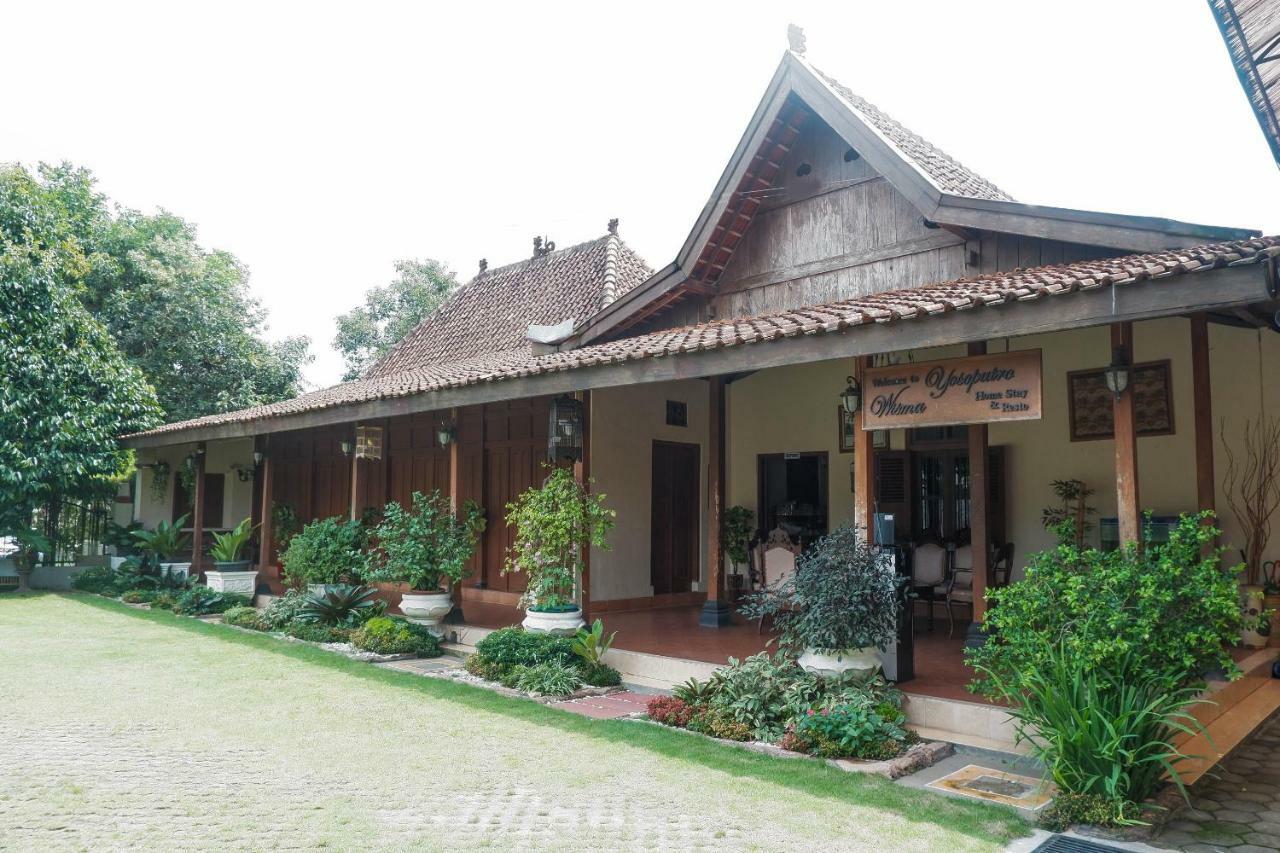 Oyo 405 Wisma Yosoputro Tanjungtirto Luaran gambar